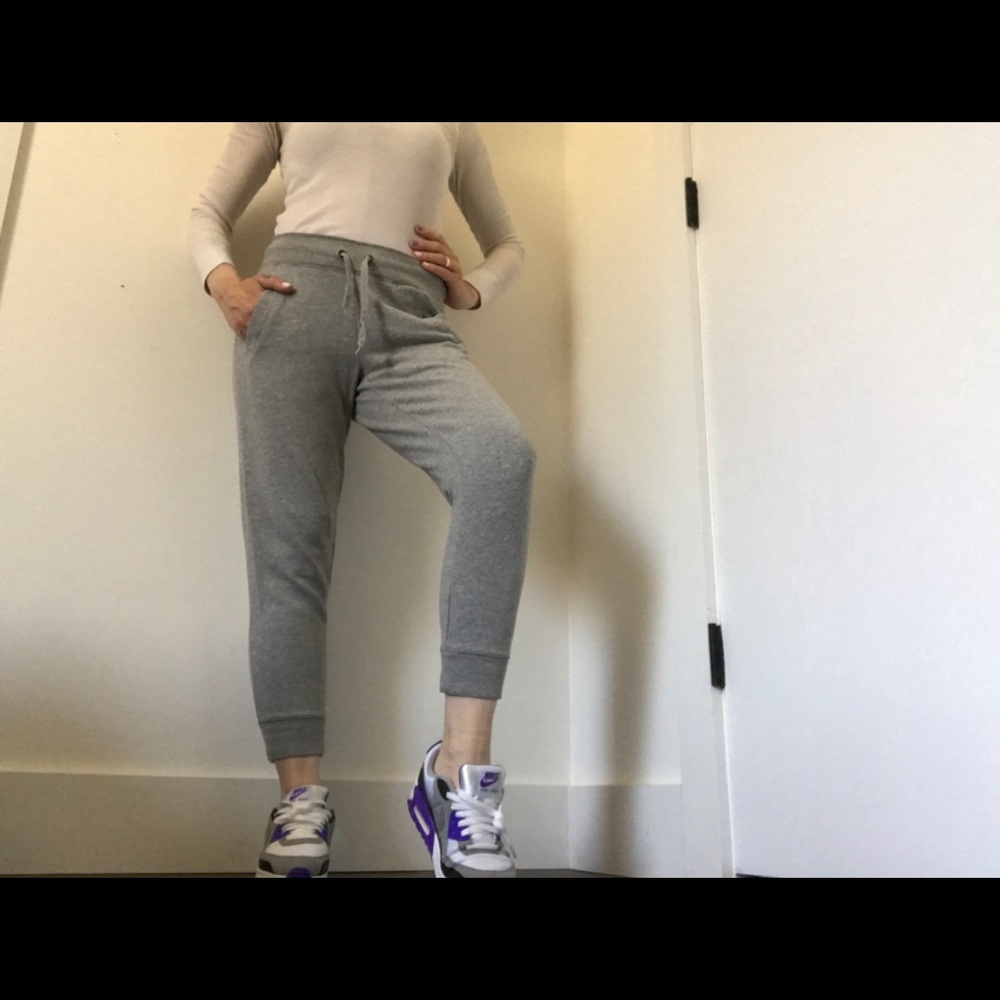 VS Classic Tight Joggers Y2K Grey